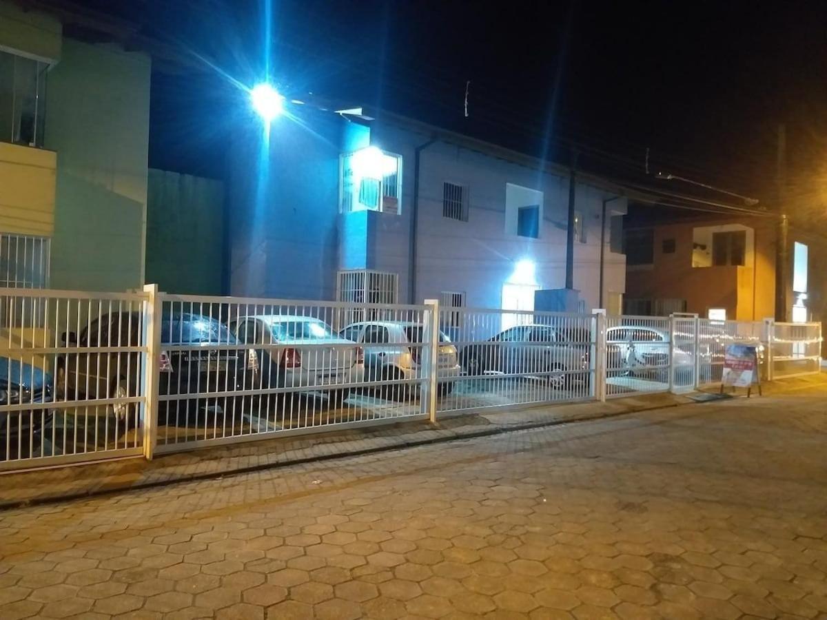 Cantinho Do Aconchego Na Praia Grande ウバトゥバ エクステリア 写真